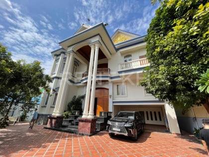 Villa for Rent in Khan Toul Kork Villa in Phnom Penh Capital
