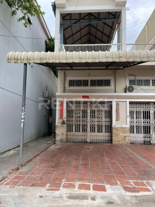 Flat for Rent at Khork Khleang Flat in Phnom Penh Capital