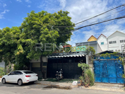 Flat Business  for Rent at Tuolkok Flat in Phnom Penh Capital