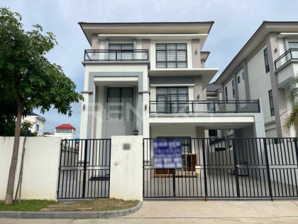 Single Villa for Rent at Borey Rith Villa in Phnom Penh Capital