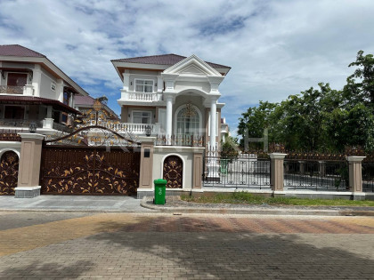 Prince Villa for rent at Borey Peng Huoth Beoung Snor Villa in Phnom Penh Capital