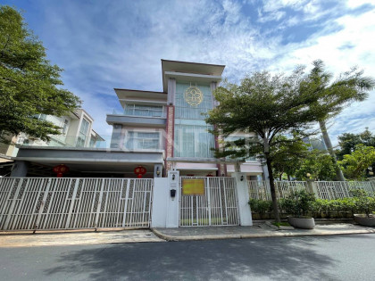 Twin Vila for Rent at Borey Orkide Villa The Royla Villa in Phnom Penh Capital