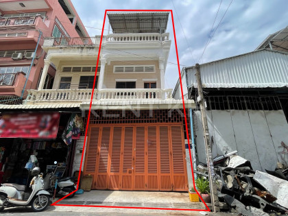 Shop House for Rent at Tuek L'ak Ti Bei, Tuol Kork Flat in Phnom Penh Capital