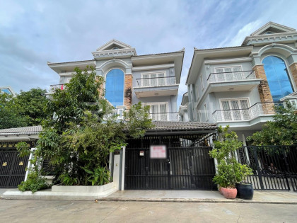 Twin Villa for Rent at Borey Vimean Phnom Penh Villa in Phnom Penh Capital