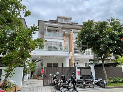 Single Villa for Rent at Borey Peng Houth The Star Premier 598 Villa in Phnom Penh Capital