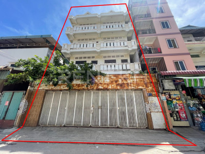 Building for Rent Near Toul Tom Poung Market Building in Phnom Penh Capital
