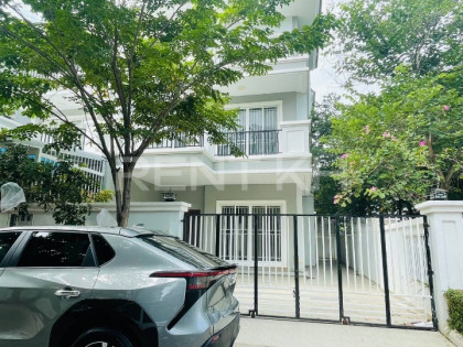 Twins Villa in Borey Phnom Penh Thmey​ Elites Park2 Villa in Phnom Penh Capital