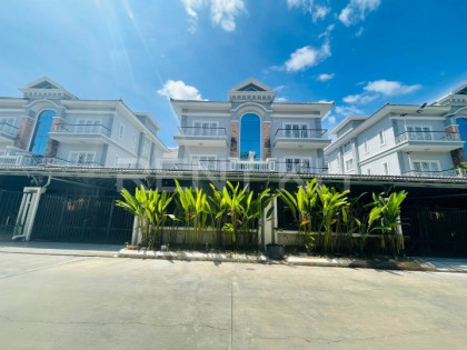 Twin Villa for Rent at Borey Vimean Phnom Penh Villa in Phnom Penh Capital
