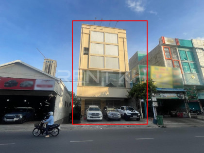 Shop House for Rent near Old Stadium Flat in Phnom Penh Capital