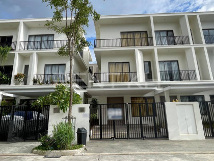 Link House  for Rent at Borey Chankiri Villa in Phnom Penh Capital