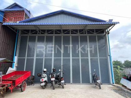Warehouse for Rent at Sangkat Krang Thnung Warehouse in Phnom Penh Capital