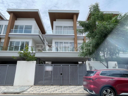 Villa Twin for Rent in Borey Orkide The Pochentong Villa in Phnom Penh Capital