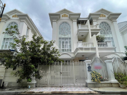Villa Twin for Rent in Borey The Mekong Royal Villa in Phnom Penh Capital