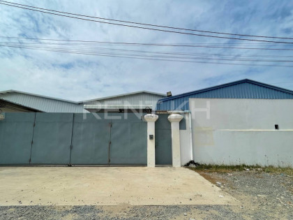 ឃ្លាំងសម្រាប់ជួលនៅដង្កោរ Warehouse in Phnom Penh Capital