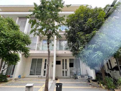 Link House for Rent at Borey Chip Mong Sensok Villa in Phnom Penh Capital