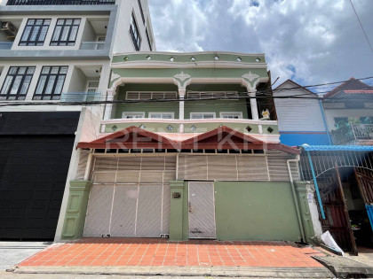 Flat for Rent at Near Wat Neak Van St 612 Flat in Phnom Penh Capital
