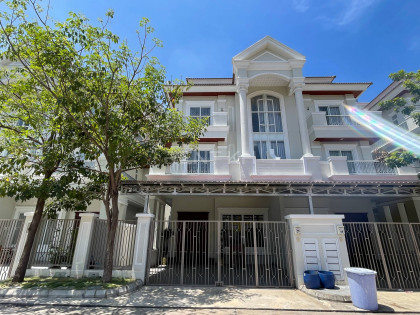 Twin Villa for Rent at Khan Sen Sok Villa in Phnom Penh Capital