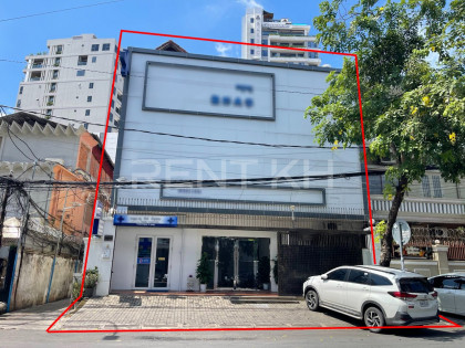 Shop for Rent NearIndependence Monument Villa in Phnom Penh Capital