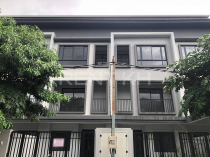 Twin Villa for Rent at Borey Chip Mong Land Park 598 Villa in Phnom Penh Capital
