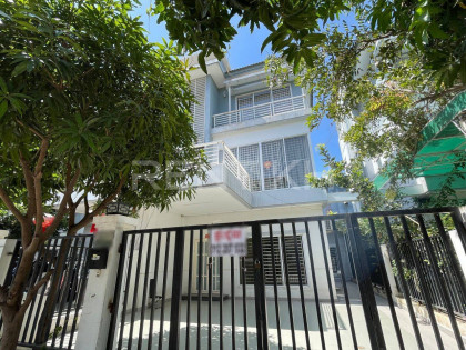 Twin Villa for Rent at Borey Borey Peng Huoth The Star Emerald 1 Villa in Phnom Penh Capital
