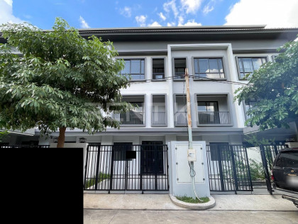 Flat for Rent at Borey Chip Mong Flat in Phnom Penh Capital