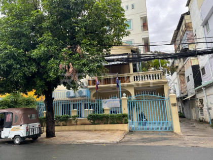 Shop House for Rent Near Street.128 Villa in Phnom Penh Capital