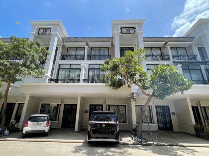 Link House for Rent at Borey Peng Huoth The Emerald Garden Villa in Phnom Penh Capital