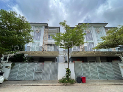 Twin Villa for Rent at Borey Varina Sen Sok Villa in Phnom Penh Capital