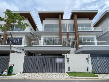 Villa Twin for Rent in Borey Orkide The Pochentong Villa in Phnom Penh Capital