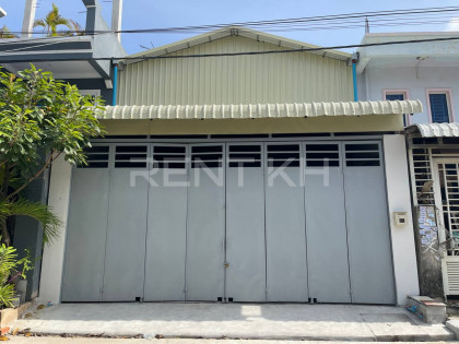 Warehouse for Rent Near Okhas Knhnom Center, Khmunh Warehouse in Phnom Penh Capital