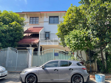 Link House for Rent at Borey Sunway Villa in Phnom Penh Capital