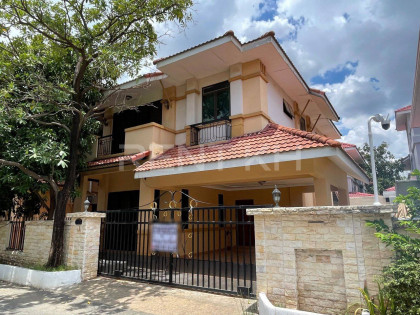 Single Villa for Rent at Borey Att Wood Tuek Thla Villa in Phnom Penh Capital