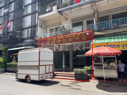 Shop House for Rent at  Phsar Chas Flat in Phnom Penh Capital