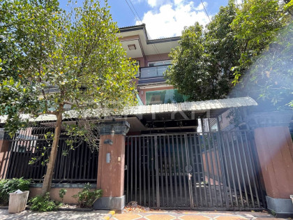 Villa for Rent at Chak Angrae Kraom Khan Mean Chey Villa in Phnom Penh Capital