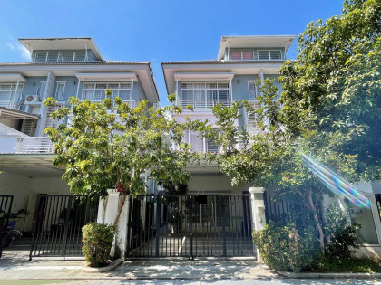 Villa Twin for Rent at Borey Peng Huoth The Star Emerald 2 Villa in Phnom Penh Capital