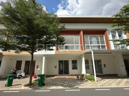 Link House For Rent At Borey Orkide 6A Villa in Phnom Penh Capital