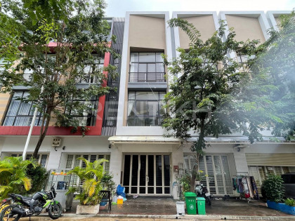 Link House  for Rent at Borey Peng Huoth Beoung Snor Villa in Phnom Penh Capital