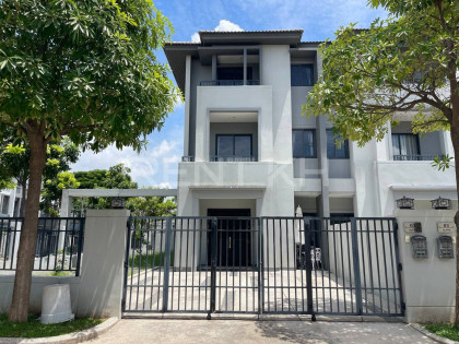 Villa Twin for Rent in Borey Chip Mong 50M Villa in Phnom Penh Capital