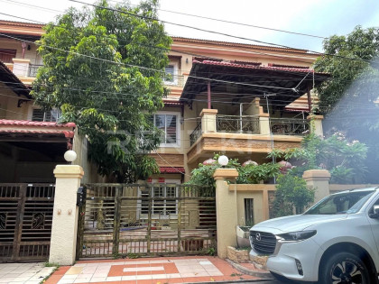 Twin Villa for Rent at Borey Piphop Thmey Villa in Phnom Penh Capital