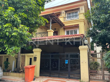 Twin Villa for Rent at Borey Piphop Thmey Villa in Phnom Penh Capital