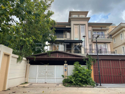 Villa Twin for Rent in Borey PiPhop Thmey Somrong Andet Villa in Phnom Penh Capital