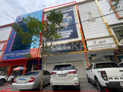 Shop for Rent near Vanda Institute Flat in Phnom Penh Capital