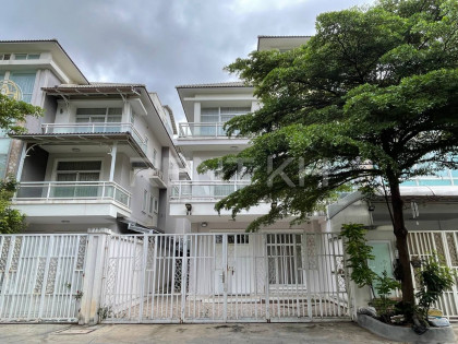 Twin Villa for Rent at Borey Orkide 2004 Villa in Phnom Penh Capital