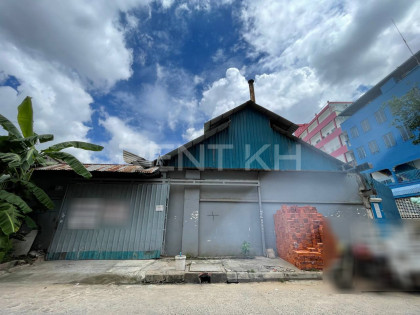 Warehouse for rent at Toul Tom Poung Warehouse in Phnom Penh Capital