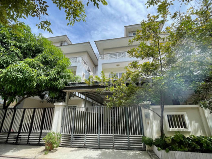 Twin Villa for Rent in Borey Phnom Penh Thmey Park City Villa in Phnom Penh Capital