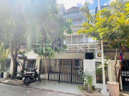 Twin Villa for Rent at Borey Peng Huot Mong Rithy Villa in Phnom Penh Capital