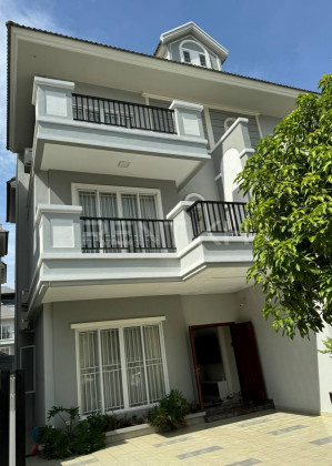 Twin Villa for Rent at Borey Phnom Penh Thmey (Diamond Park) Villa in Phnom Penh Capital