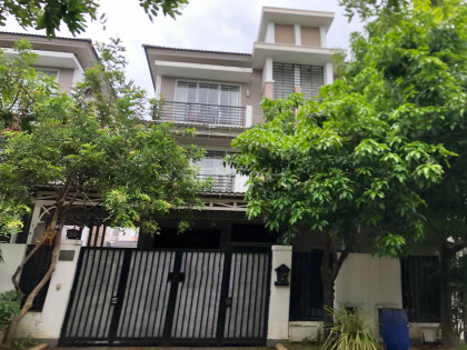 Villa Twin for Rent in Borey Peng Huoth The Star Emerald Villa in Phnom Penh Capital