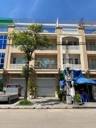 Link Villa for Rent at Borey Moon Town Villa in Phnom Penh Capital