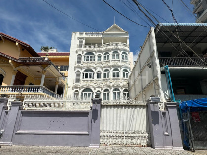 Shop House for Rent near Independence Monument Flat in Phnom Penh Capital
